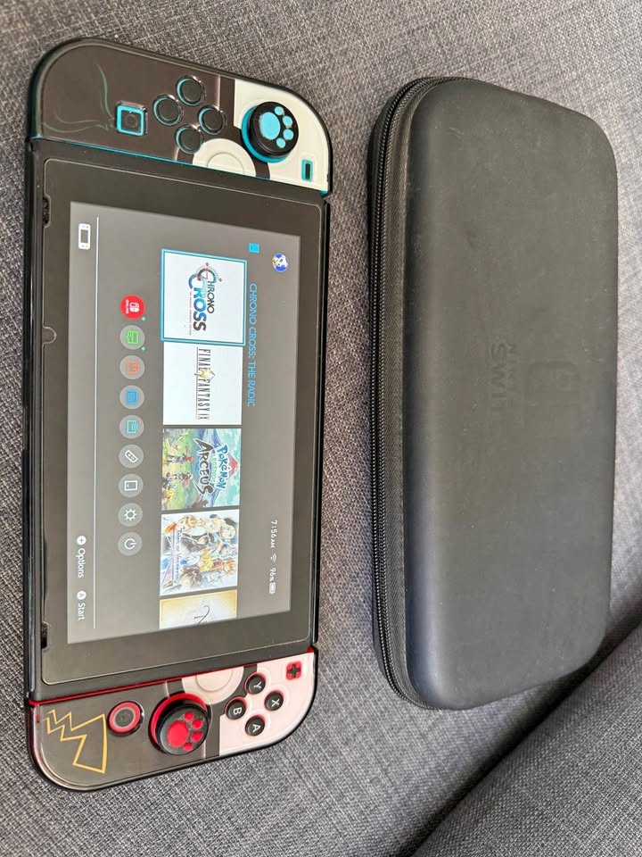 Nintendo Switch Bundle – Console + 2 Games