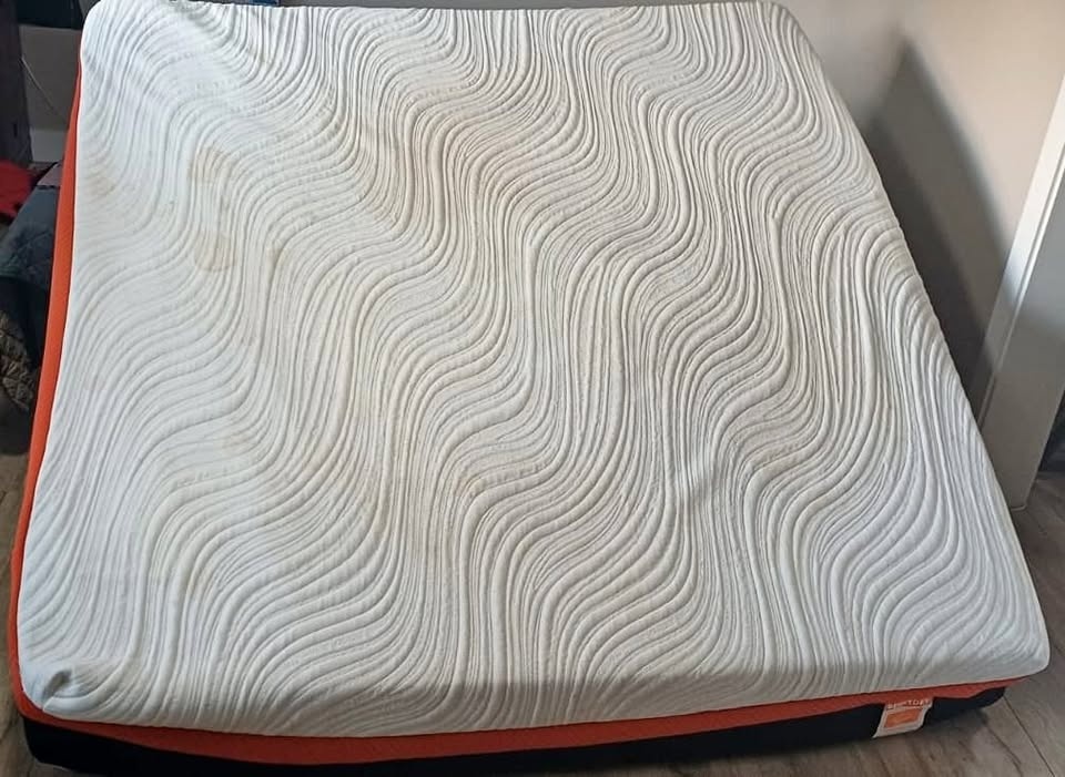 BedStory King Mattress 12 Inch Memory Foam Hybrid Pocket Spring