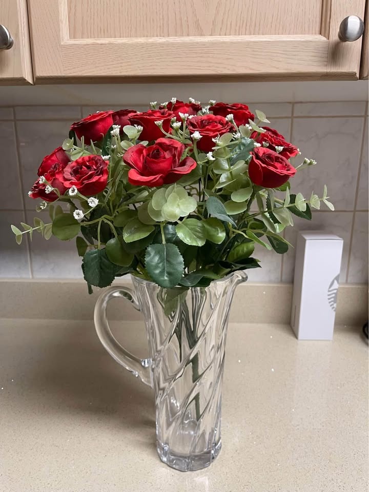 Heavy Clear Cut Glass Pitcher with Plastic Flowers Set - photo 2