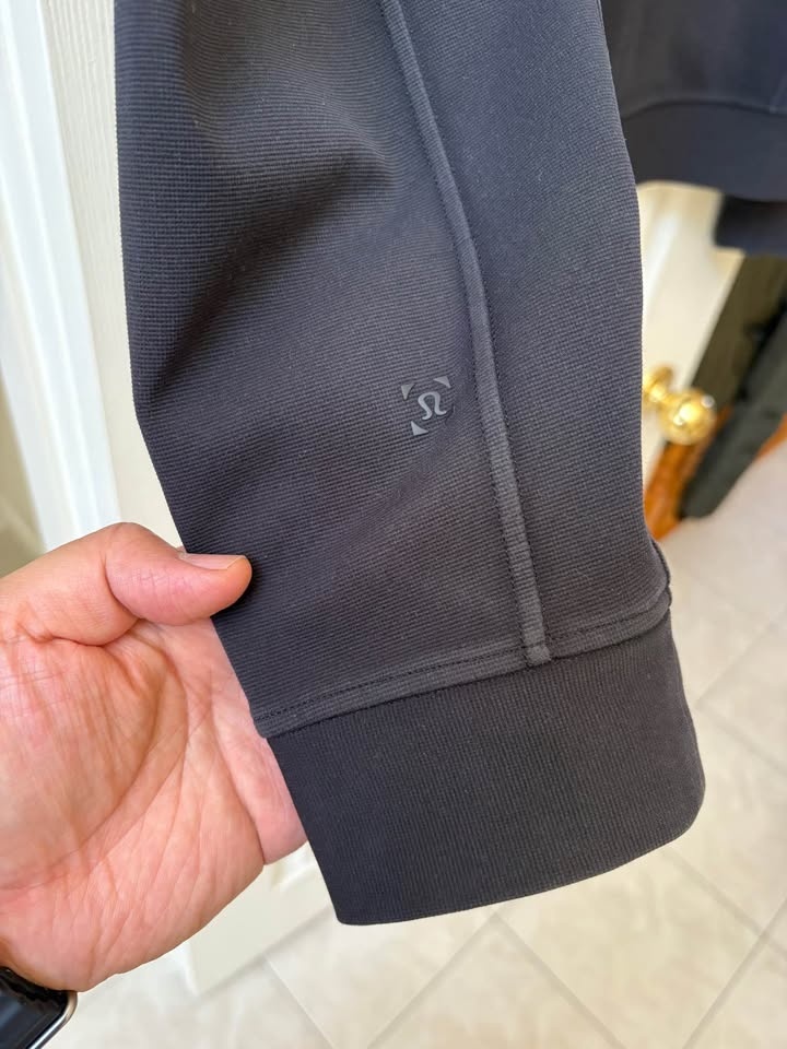 Lululemon Men's Sojourn Jacket (black) size XL - photo 4