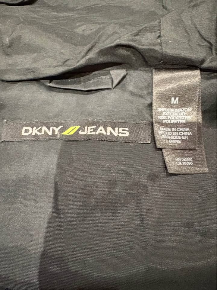 DKNY Orange Vests for Men (size M, 80%down20%feather) - photo 5