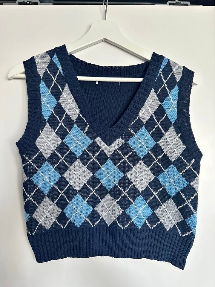 Sweater vest