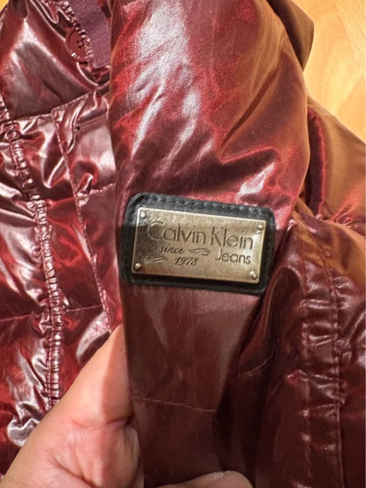 Calvin Klein Burgundy Puffer Down Jacket (women size small) - photo 5