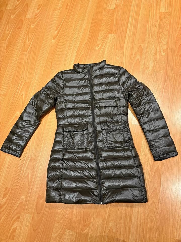 Women Long Down Jacket - 90% down (size 40)