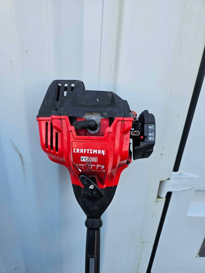 Craftsman Gas Trimmer WC2100 - Not Working - photo 2