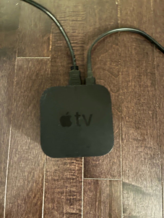 Apple TV (Model A1625, 4th Generation)