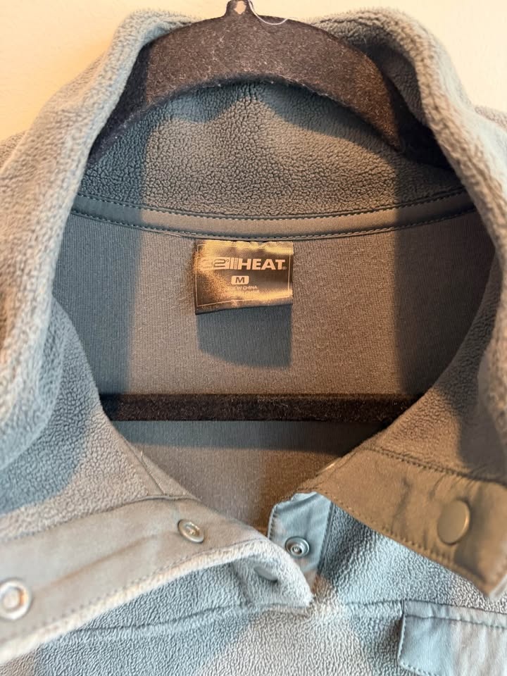 Like New Men’s Medium Blue / Grey Pullover Fleece Jacket $10 - photo 2