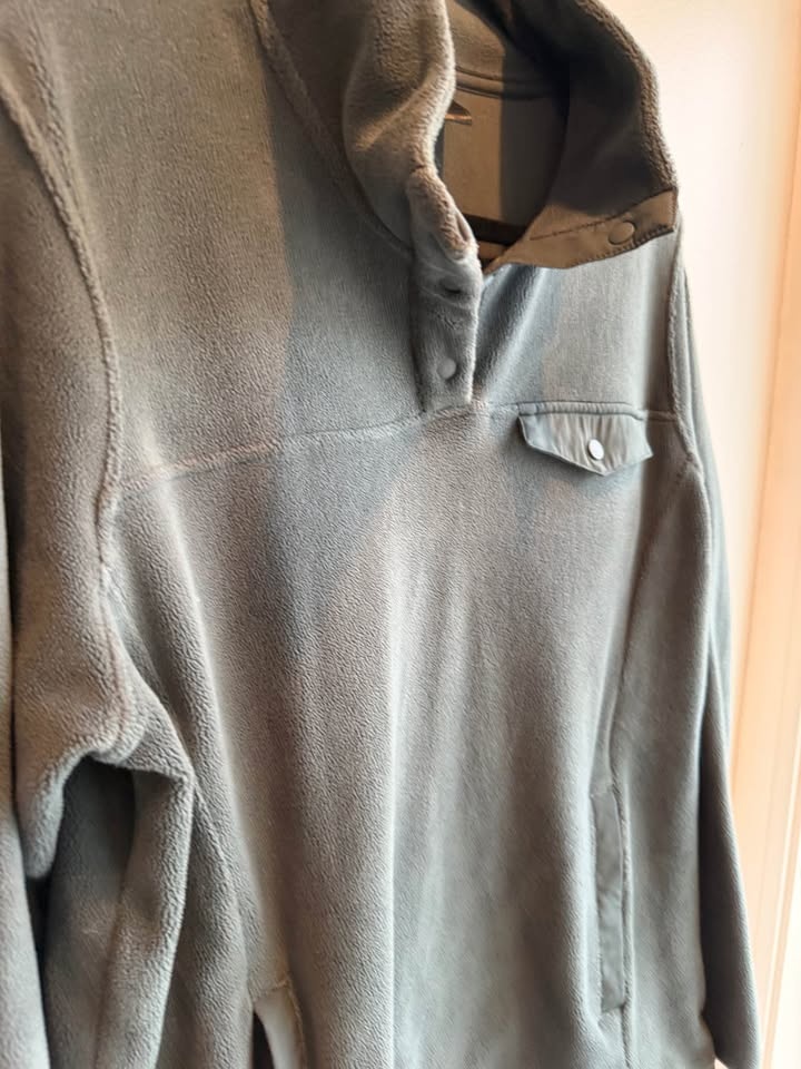 Like New Men’s Medium Blue / Grey Pullover Fleece Jacket $10 - photo 3