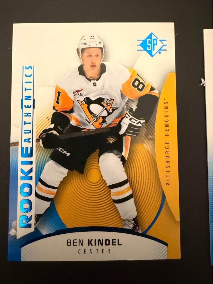 Hockey cards Autograph Eberle, Rookie Michkov, snuggerud and kin - photo 4