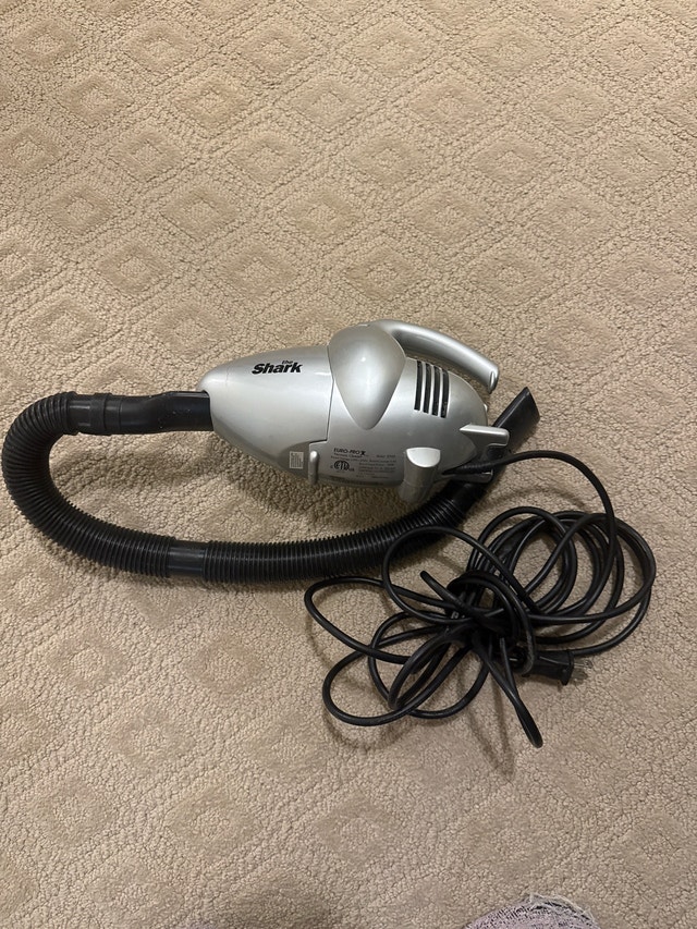 Shark Handheld Vacuum - photo 2