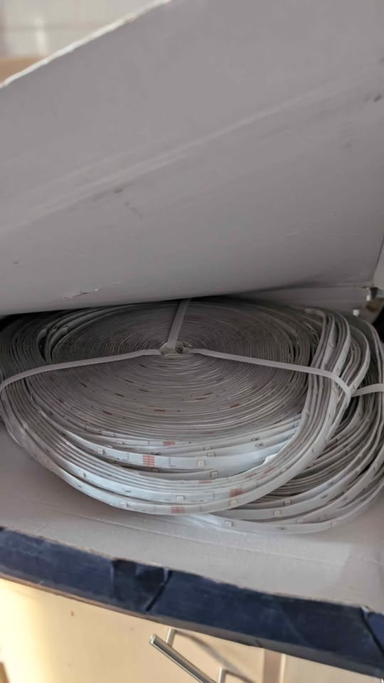 500ft Outdoor LED Strip Lights - Waterproof & Commercial Grade - photo 2