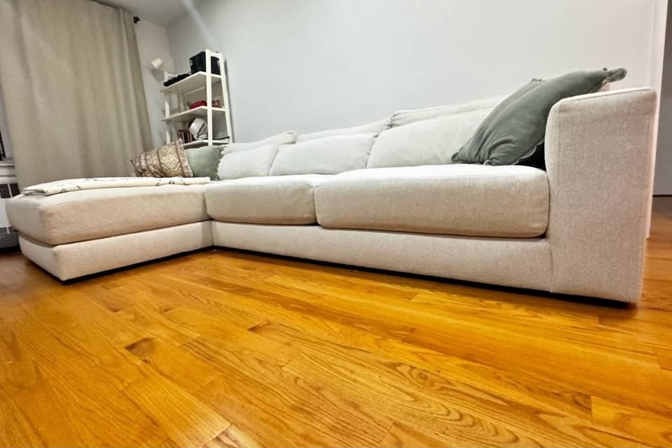 Crate & Barrel 2-Piece Sectional Sofa - photo 3
