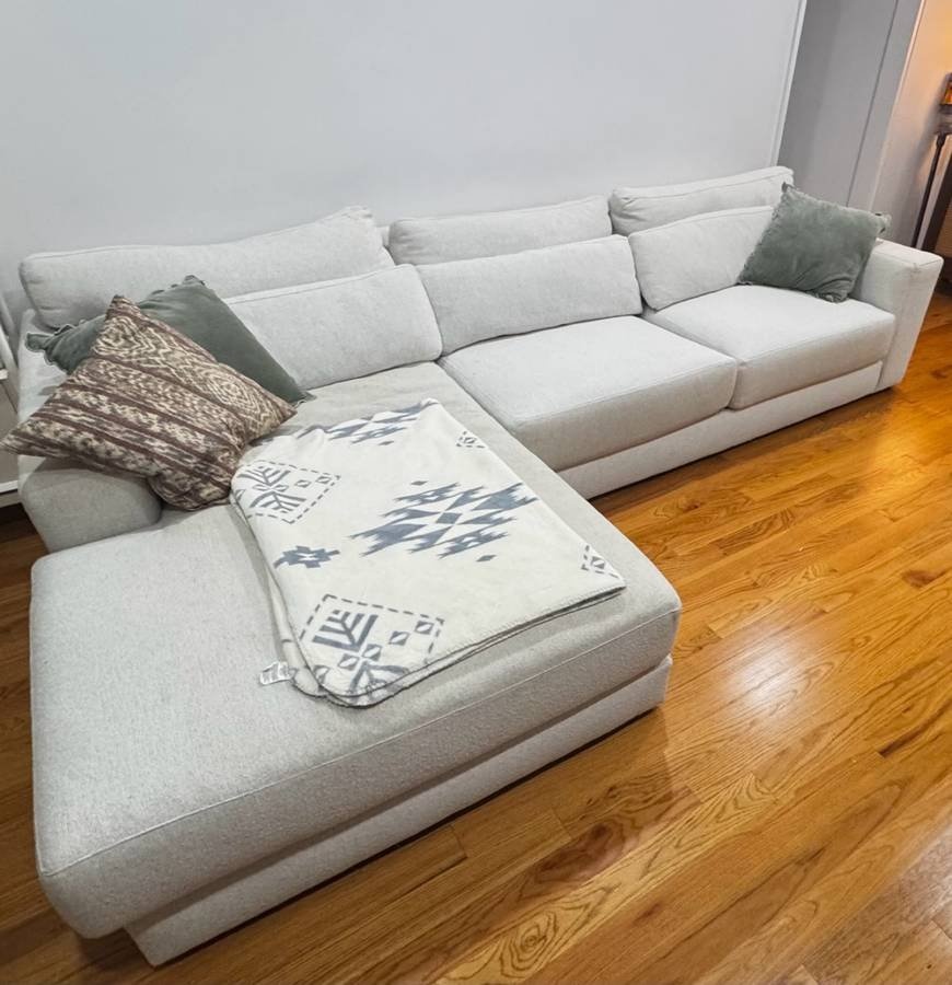 Crate & Barrel 2-Piece Sectional Sofa - photo 4