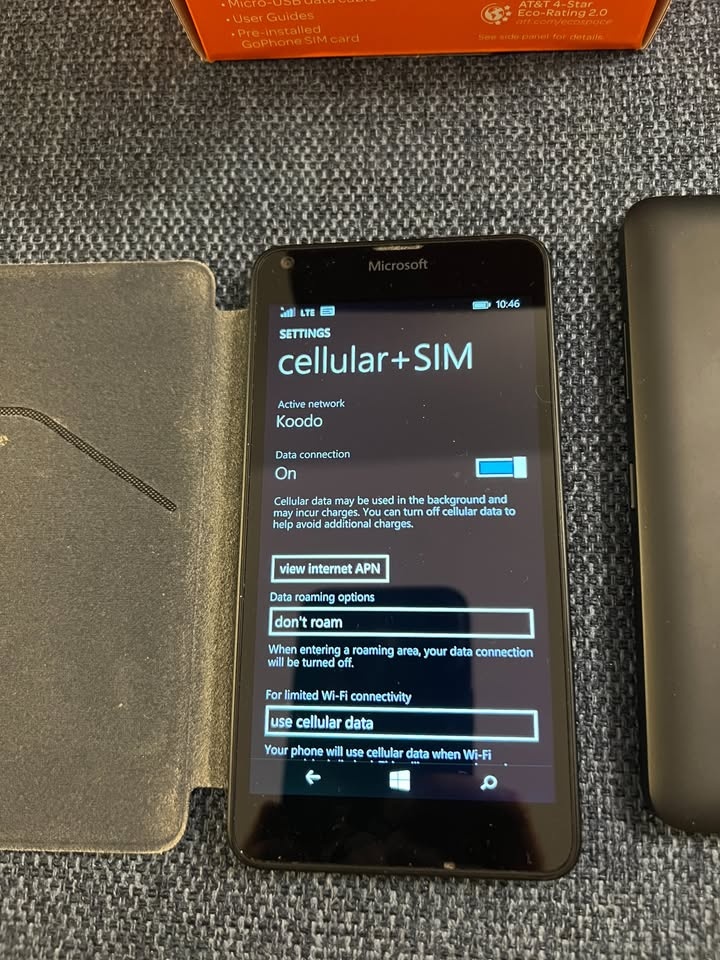 Microsoft Lumia 640 Cell Phone - Unlocked - photo 3
