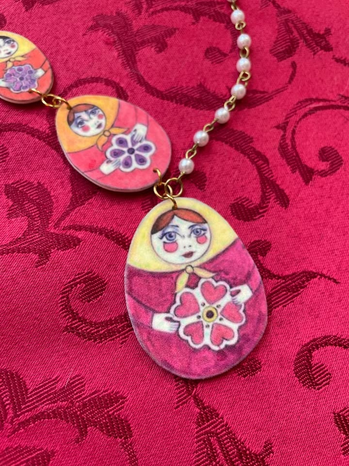 Artist-made Nesting Dolls Necklace - photo 2