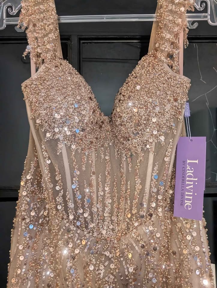 Champagne Gold Ladivine Prom Dress - photo 3