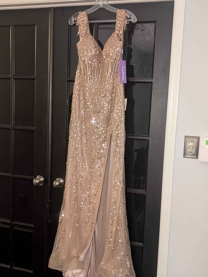 Champagne Gold Ladivine Prom Dress - photo 4