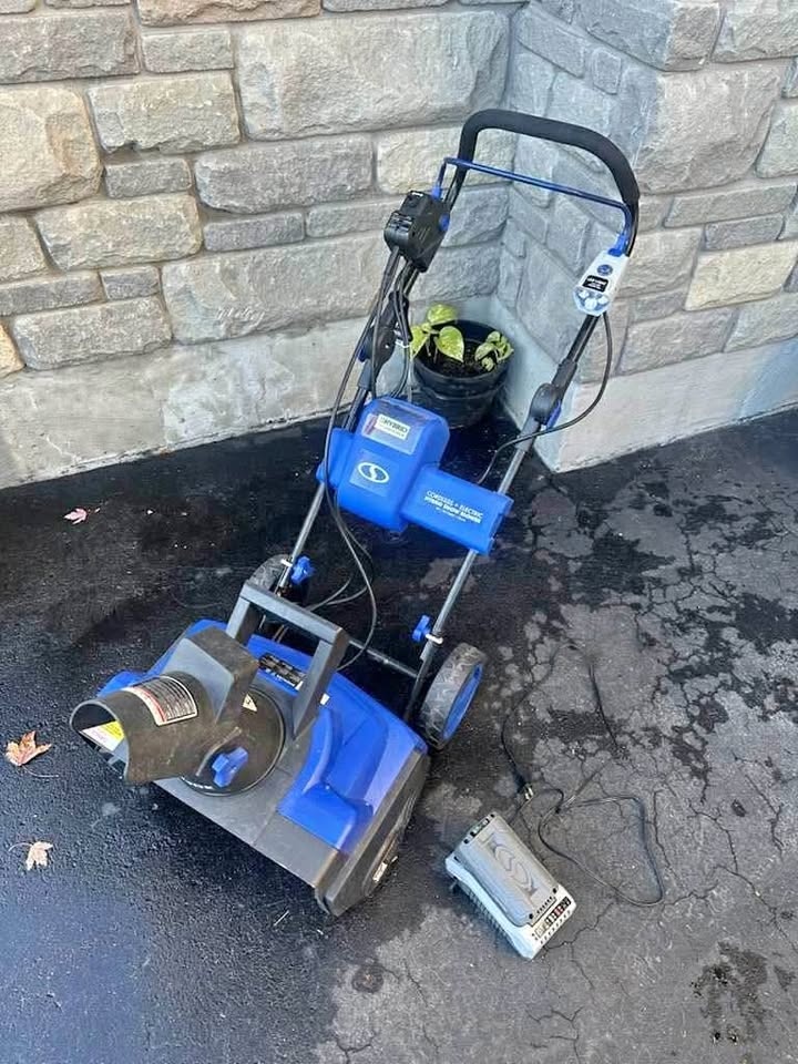 Snow Joe 18" Hybrid Snow Blower 40V Battery & Electric w/LED
