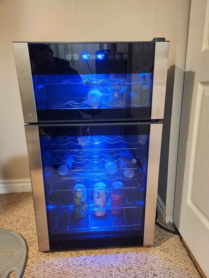 Koolatron 29-Bottle Dual Zone Wine Cooler - photo 2