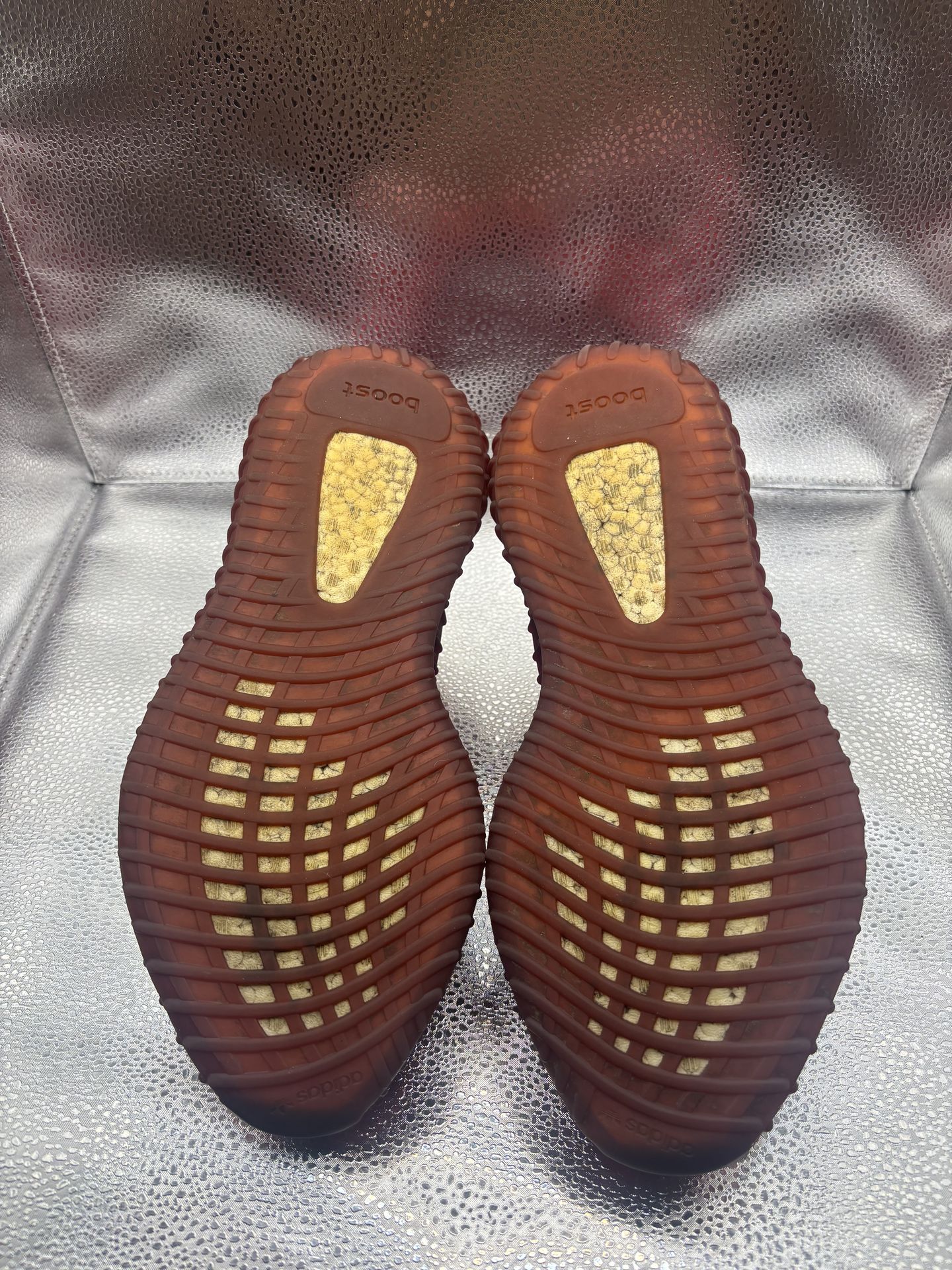 Adidas Yeezy 350 v2 CMPCT Red - photo 3