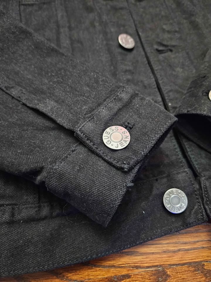 Guess Jean Jacket Size Small - photo 2