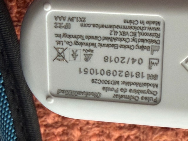 Fingertip Pulse Oximeter - photo 5