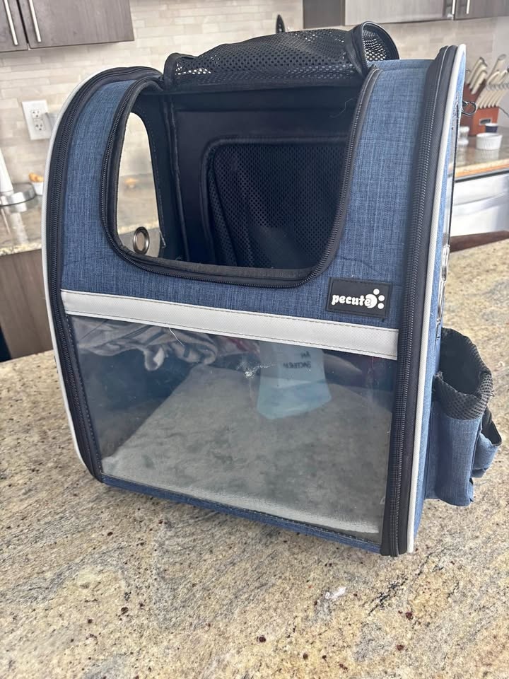 Pecute Pet Carrier
