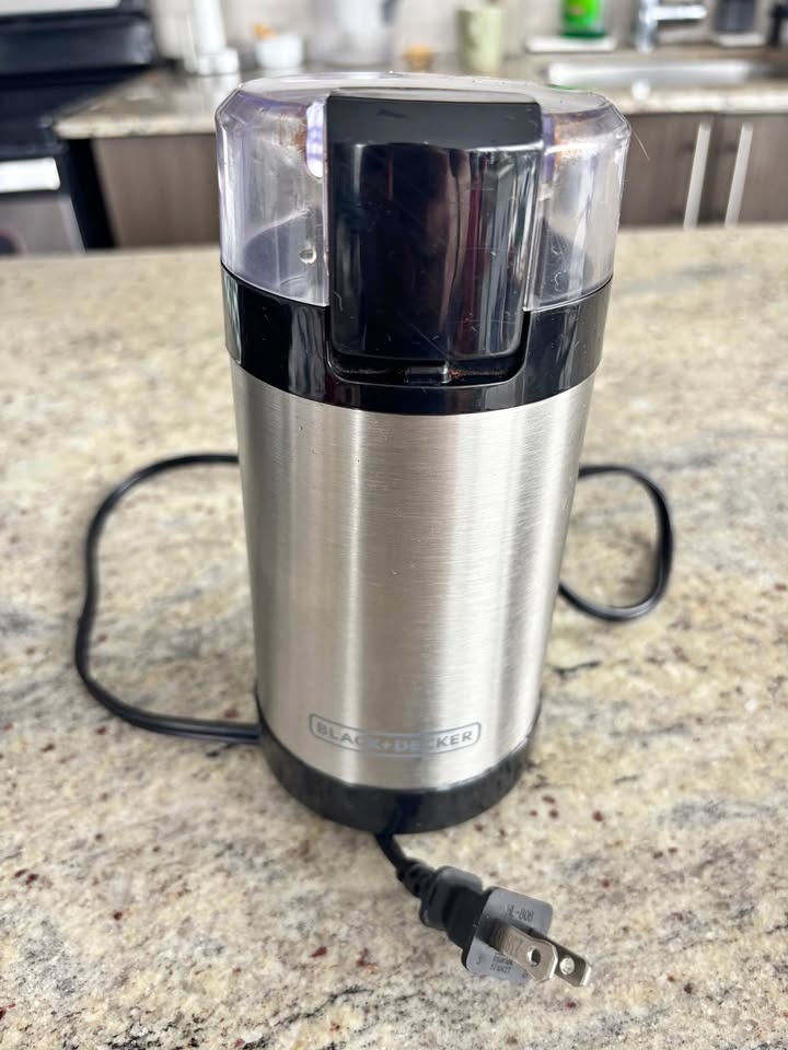 Black and Decker Grinder