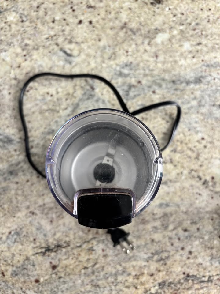 Black and Decker Grinder - photo 2