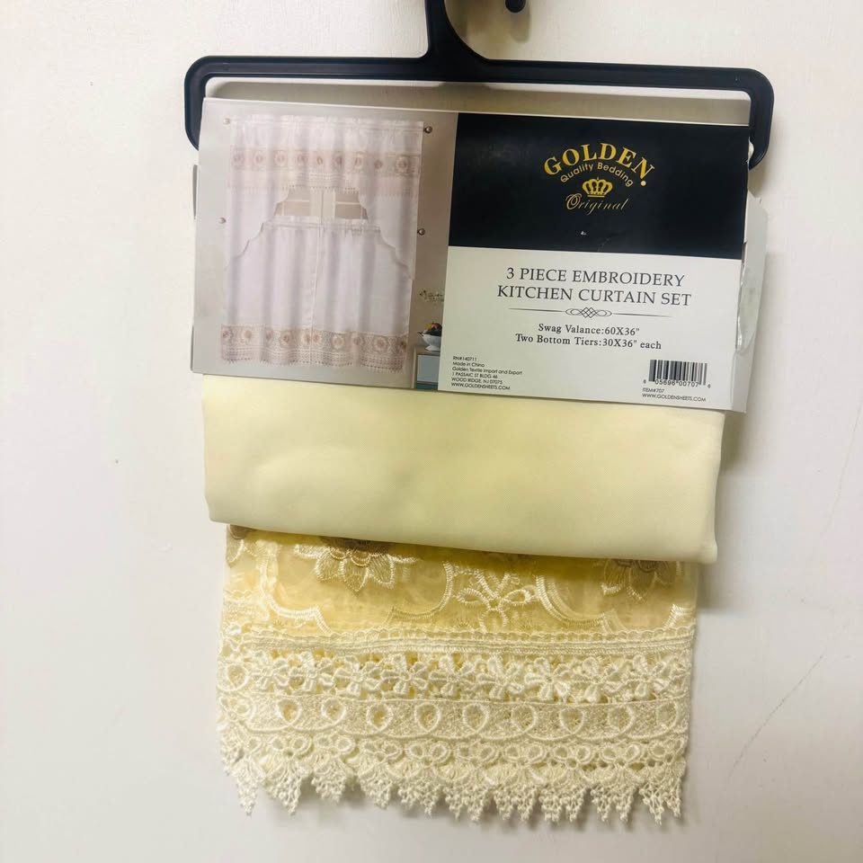NWT Golden 3-Piece Embroidery Kitchen Curtain Set - photo 5