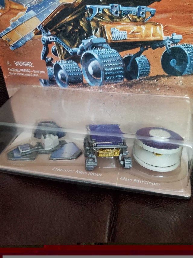 Hot Wheels JPL Sojourner Mars Rover New in Box - photo 2