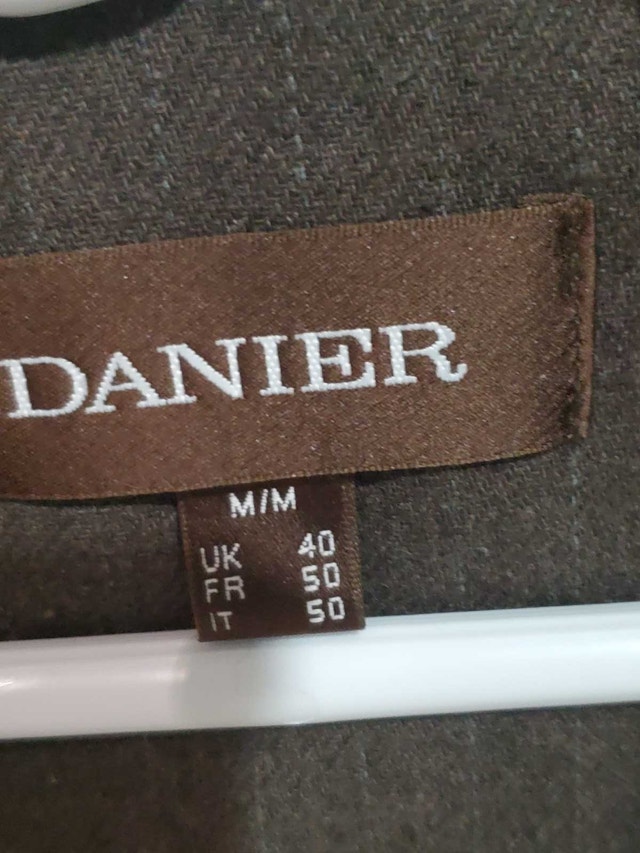 Men's Size M Black Danier Leather Coat w/ removable liner - photo 3
