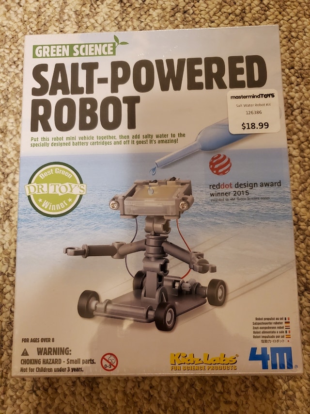 New in Box Salt-Powered Robot Science Building Kit