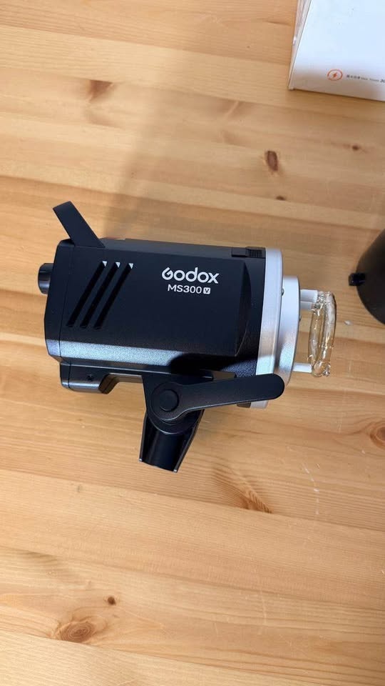 Godox MS300V 300W Studio Flash - Bowens Mount - photo 3