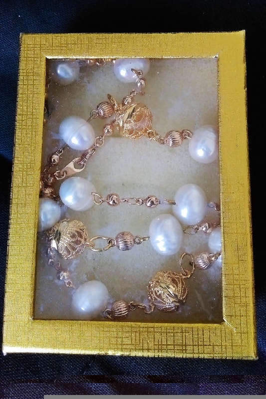 Vantage Necklace in box - photo 3