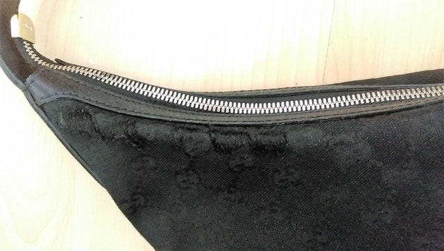 Authentic Gucci Black Hobo Shoulder Bag - photo 5