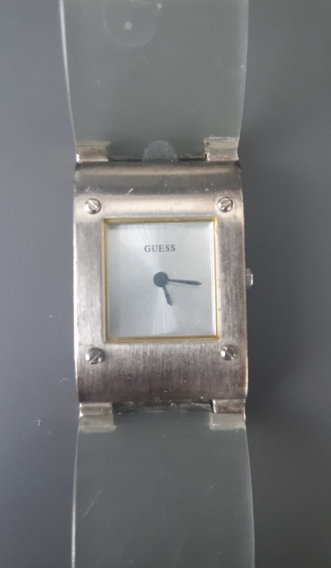 Guess Ladies Bracelet Watch