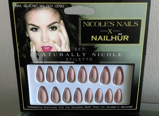 Brand New Nailhur Reusable Nails Set