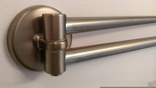 Brushed Nickel Swing Out Towel Bar - Made in Italy - photo 2