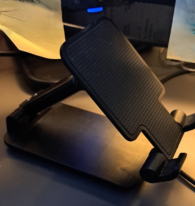 Brand New Mobile Stand - photo 4