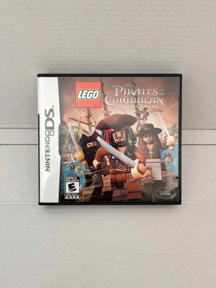 Lego Disney Pirates of the Caribbean The Video Game Nintendo DS