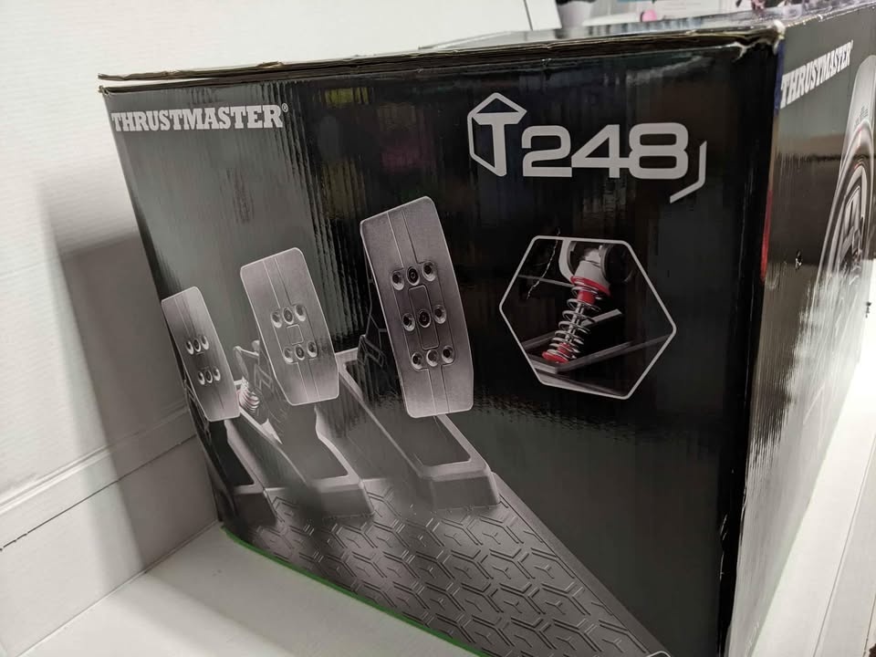 Thrustmaster T248 Racing Wheel XB w/ Pedals (PC/Xbox) - photo 2