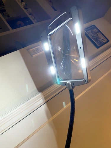 Lighted Magnifier Floor Lamp. Excellent Condition! Stop squintin - photo 2