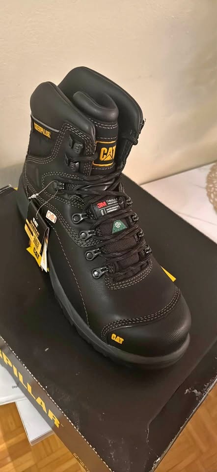 Brand new CAT Diagnostic Hi CSA 6" Work Boots USA 10