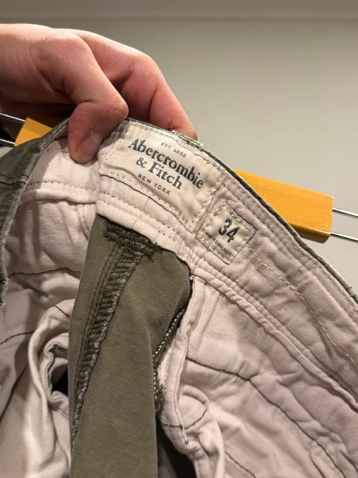 A&F baggy jorts - photo 2