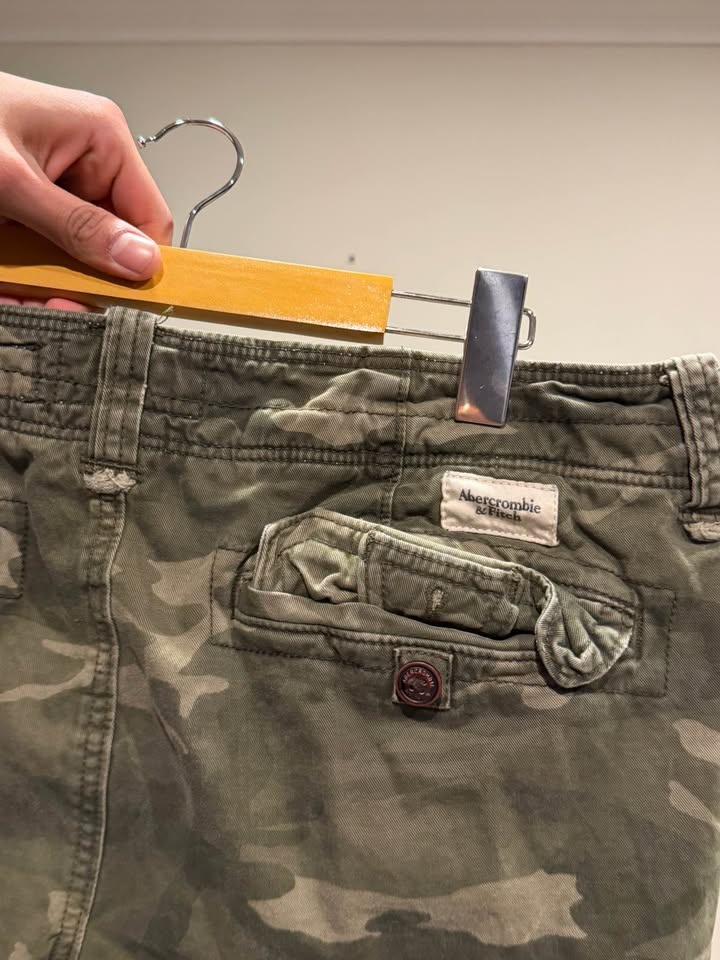A&F baggy jorts - photo 3