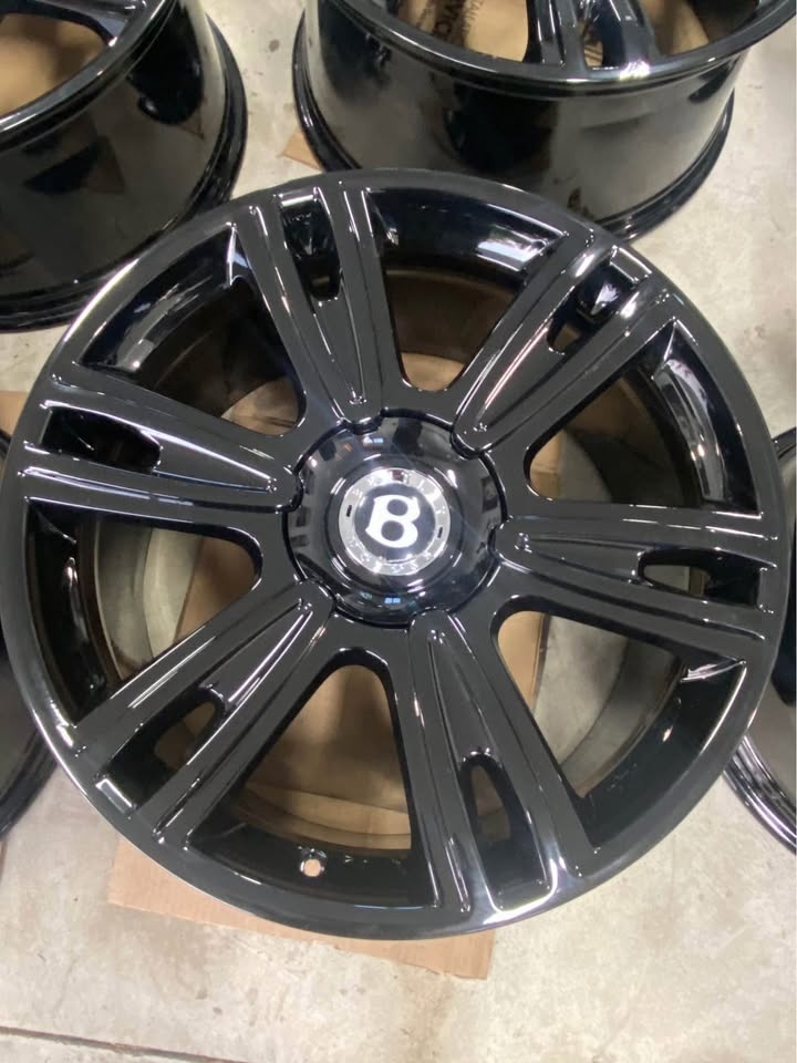 21” BENTLEY WHEELS - photo 2