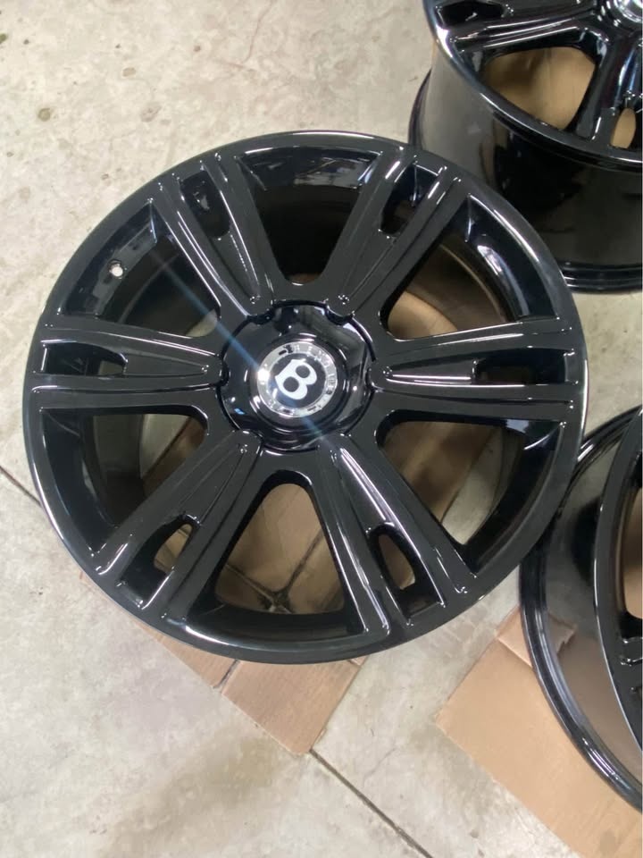 21” BENTLEY WHEELS - photo 3