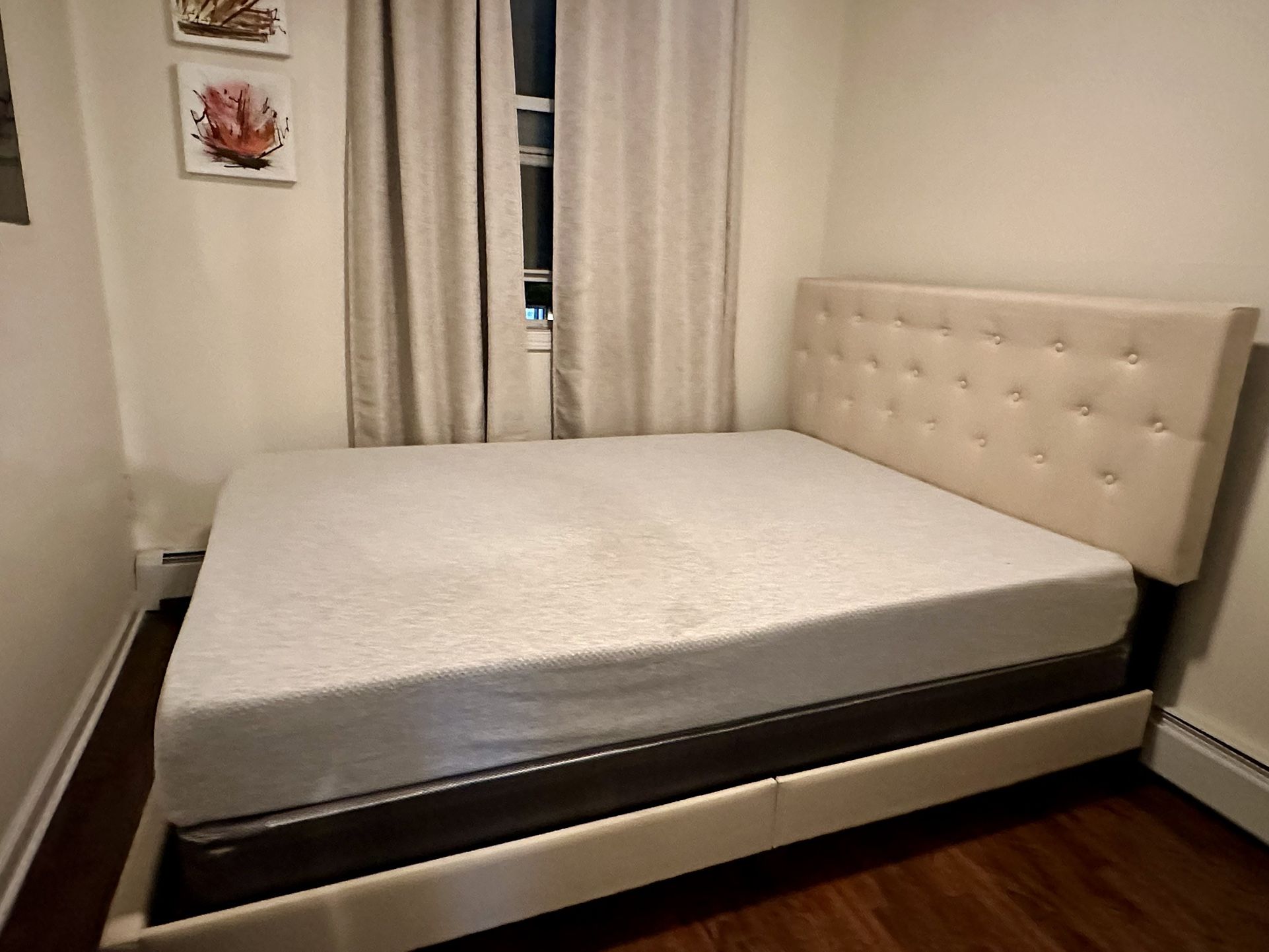 Tufted Upholstered Low Profile Bed - Queen - photo 2