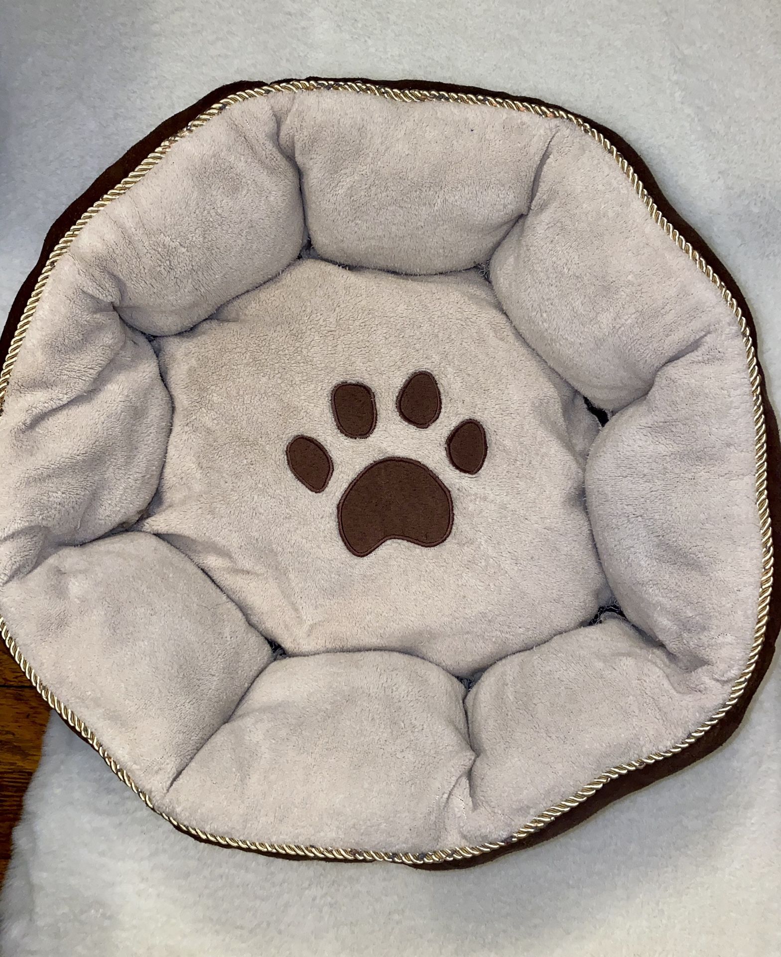 Cat & Dog Medium Comfy Bed!!! - photo 2